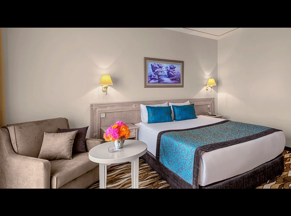 STANDARD LAND VIEW ROOM