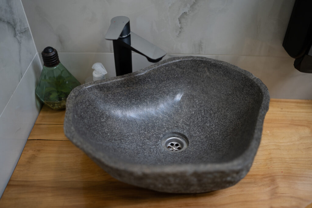 Cameră Queen cu jacuzzi (Bjorn)