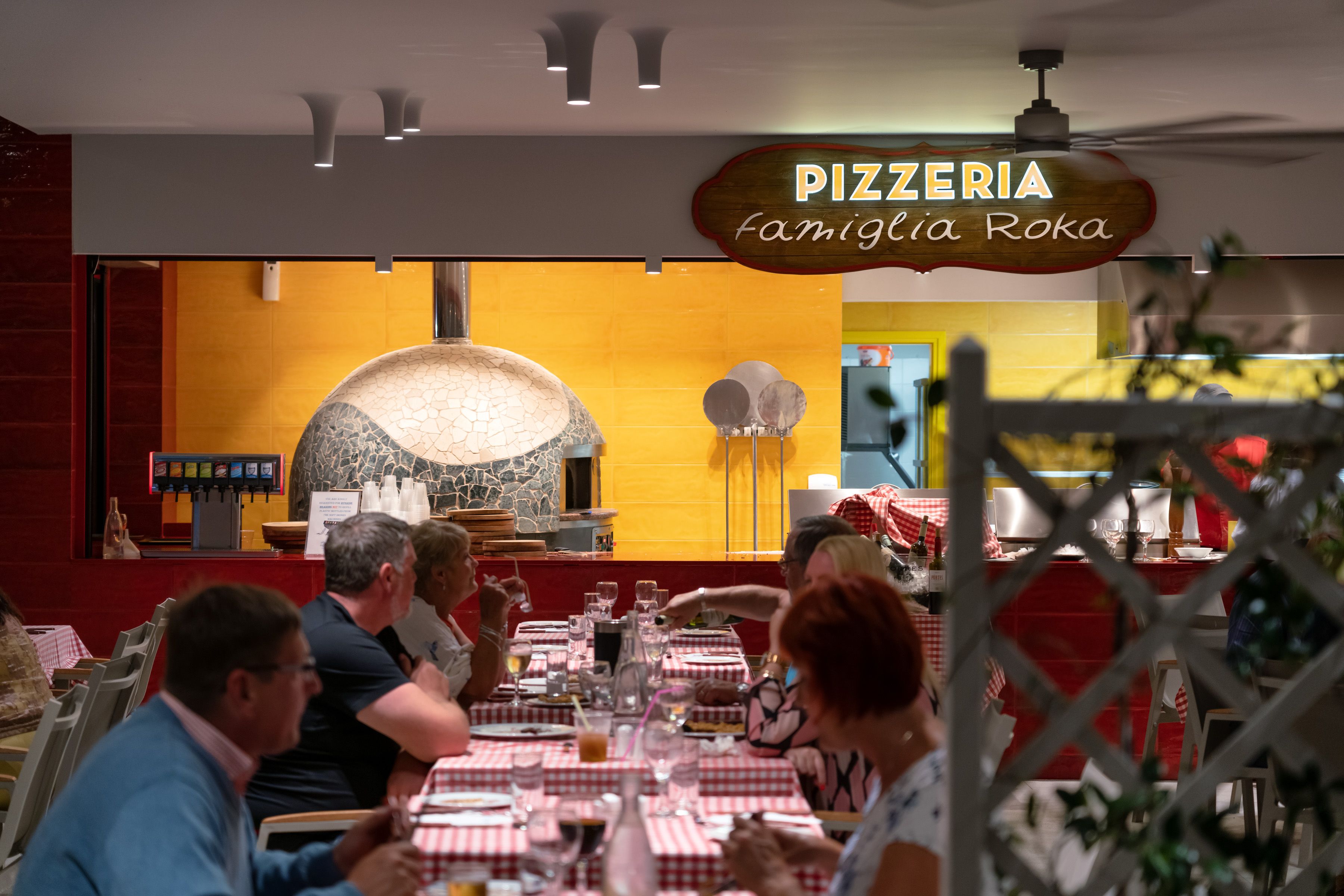PIZZERIA FAMIGLIA ROKA