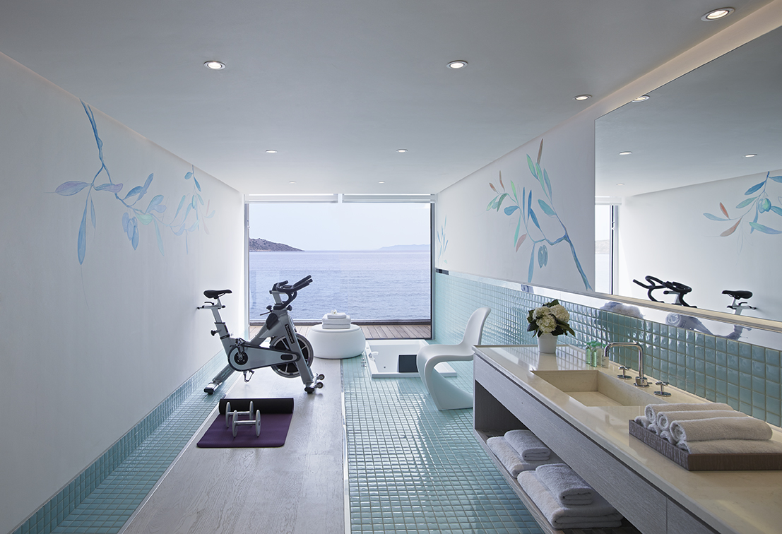 PREMIUM WATERFRONT JUNIOR SUITE WITH PRIVATE POOL