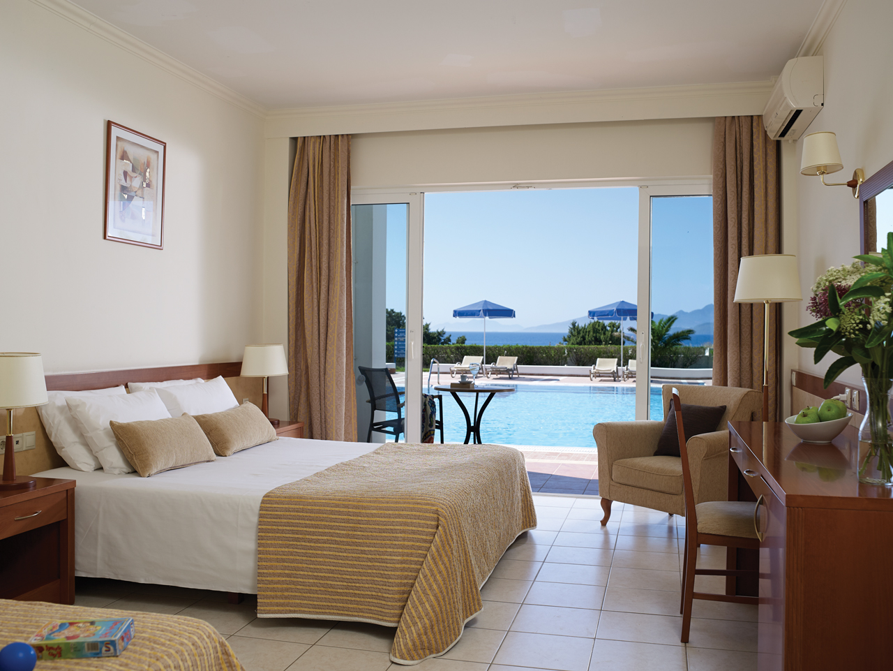 Double Room Swim up