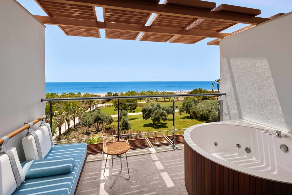 Adult area Deluxe Sea view with Jacuzzi