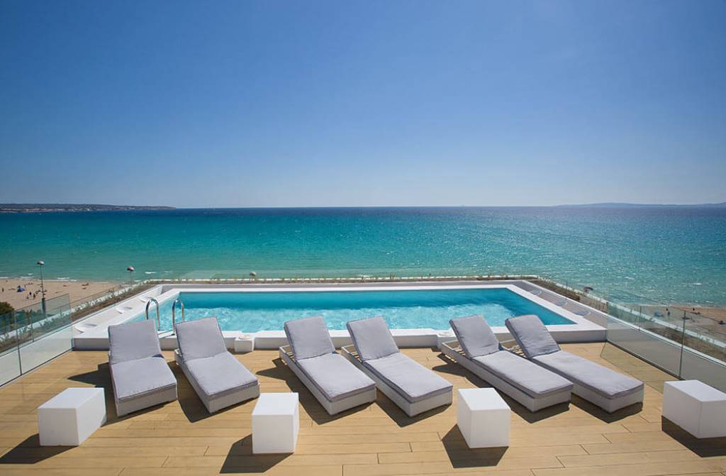 Piscina deschisă