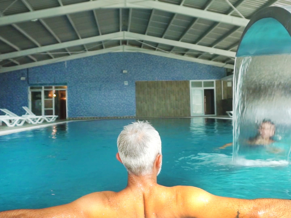 Piscină interioară