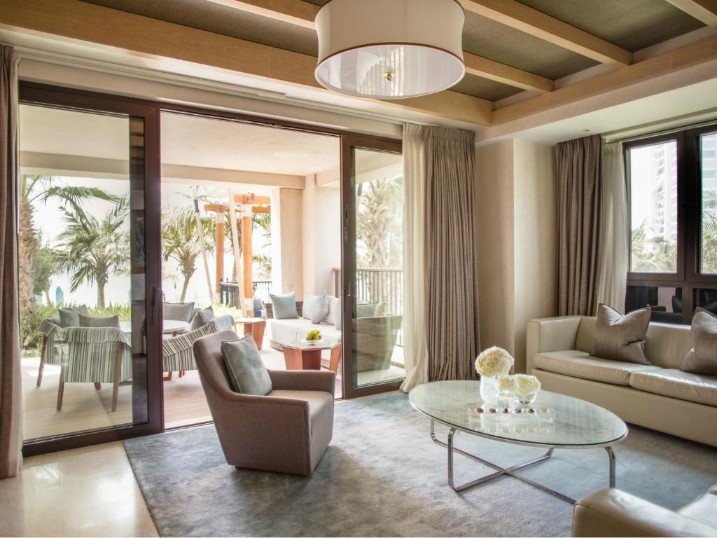 One Bedroom Resort Suite