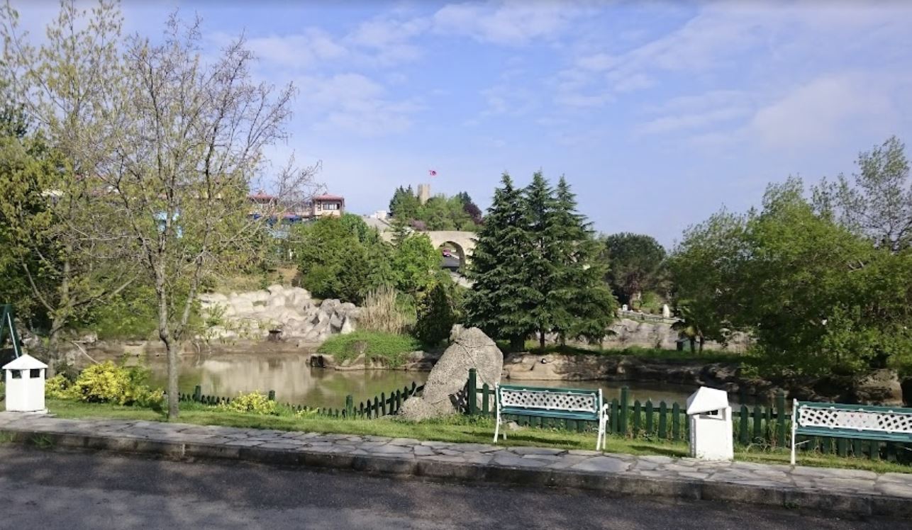 Clădirea principala