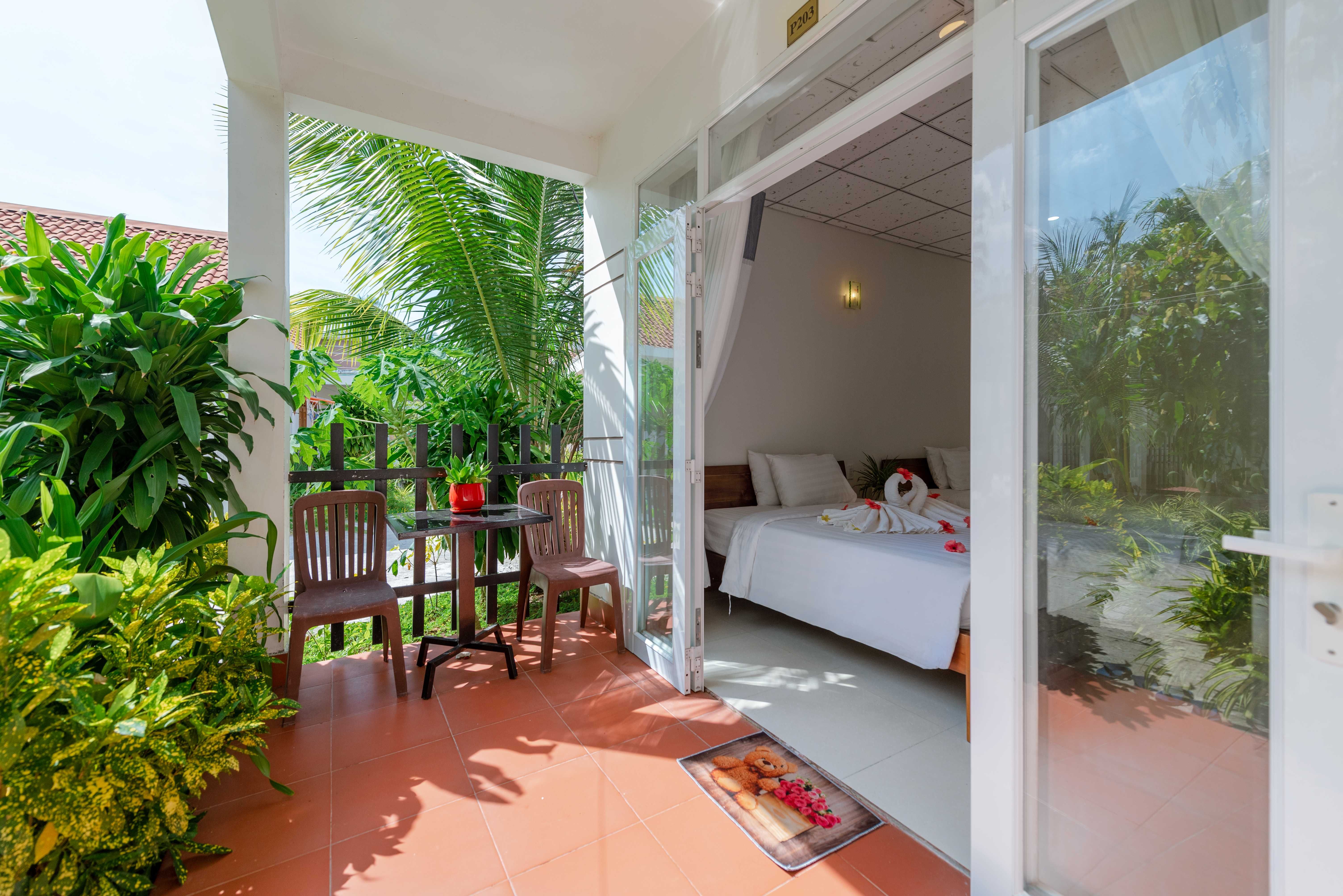 DELUXE FAMILY BUNGALOW WITH TERRACE