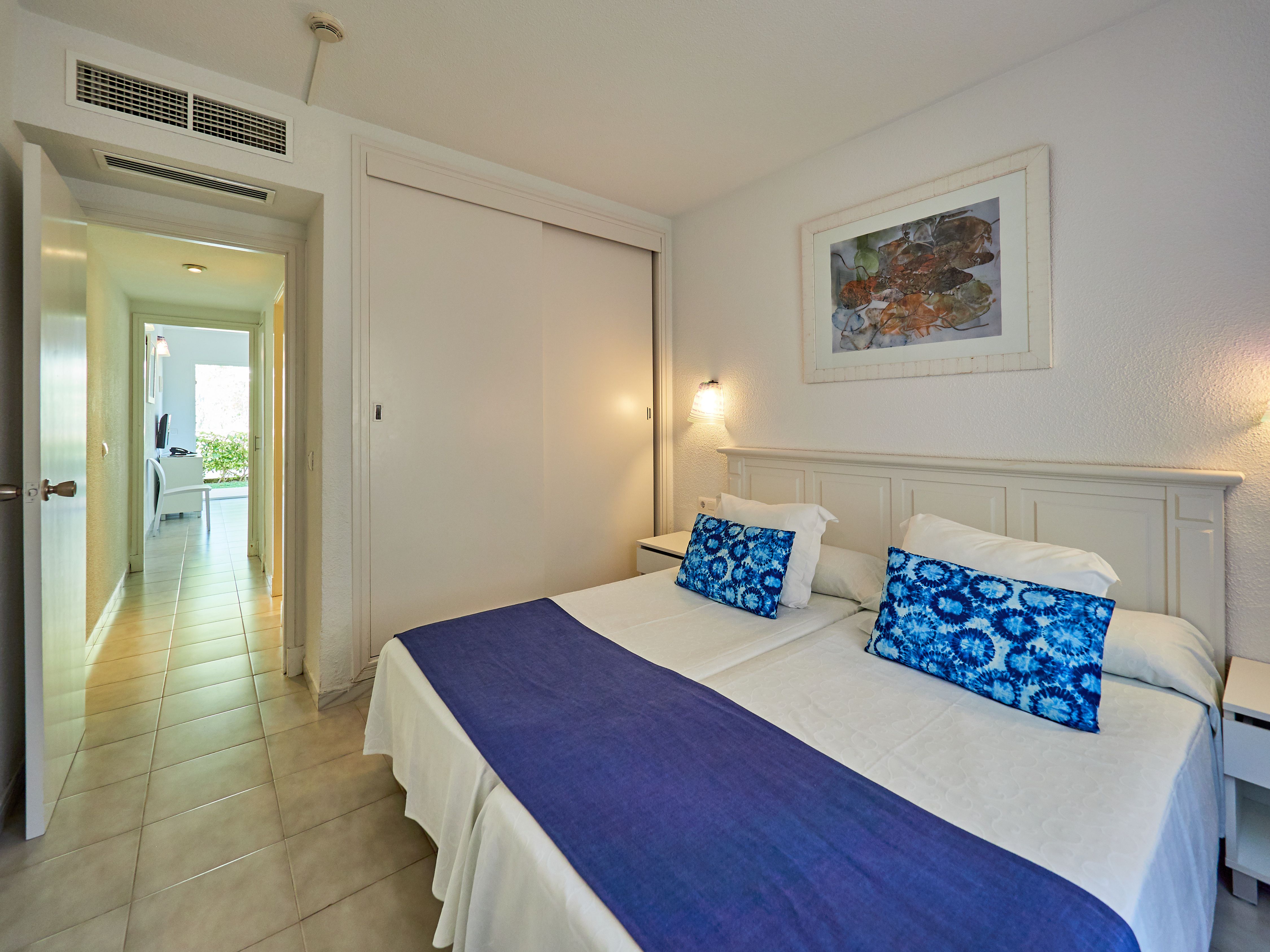 A1 - APARTMENT ONE BEDROOM (BALCONY OR TERRACE)