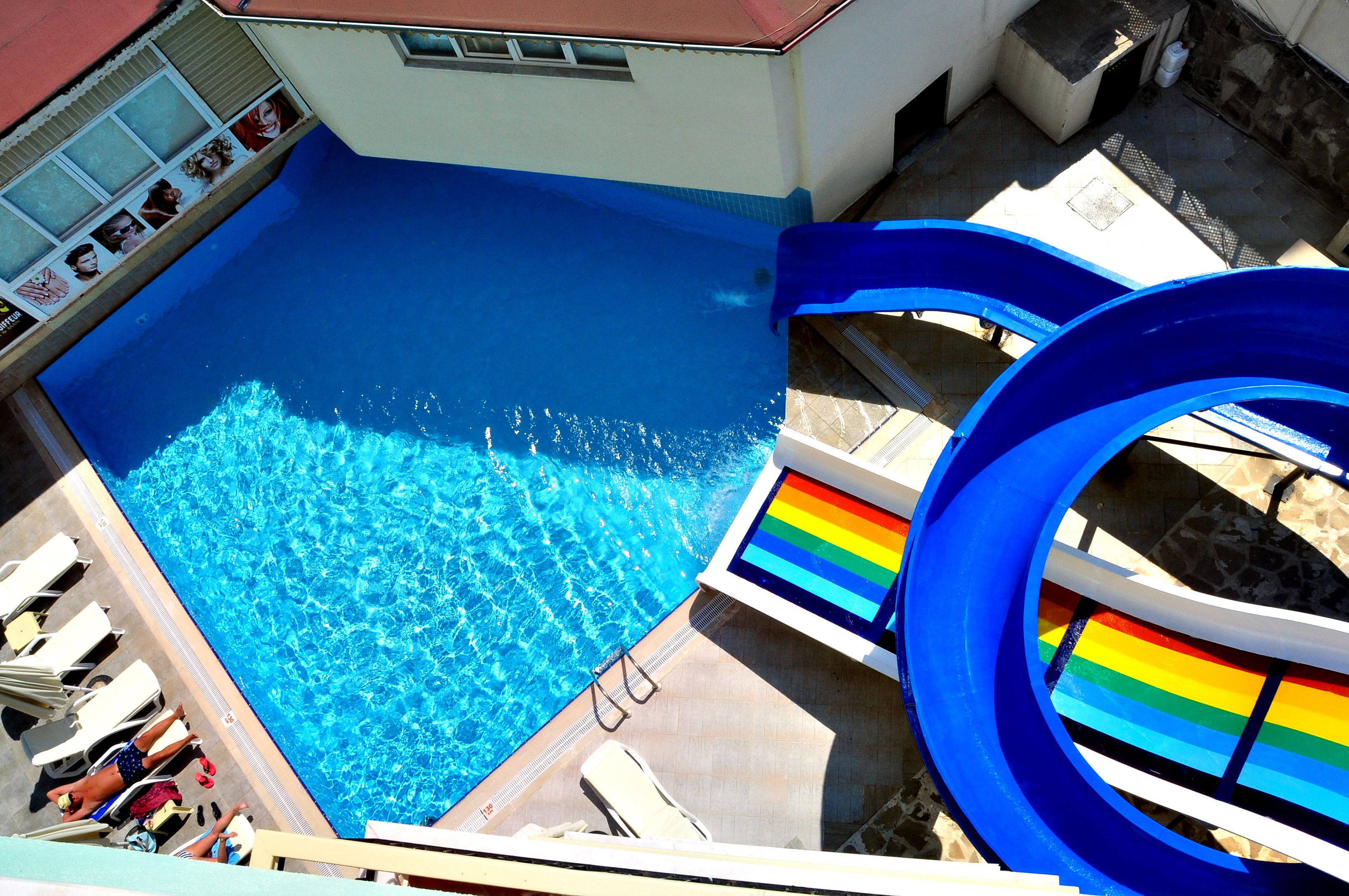 Piscina deschisă