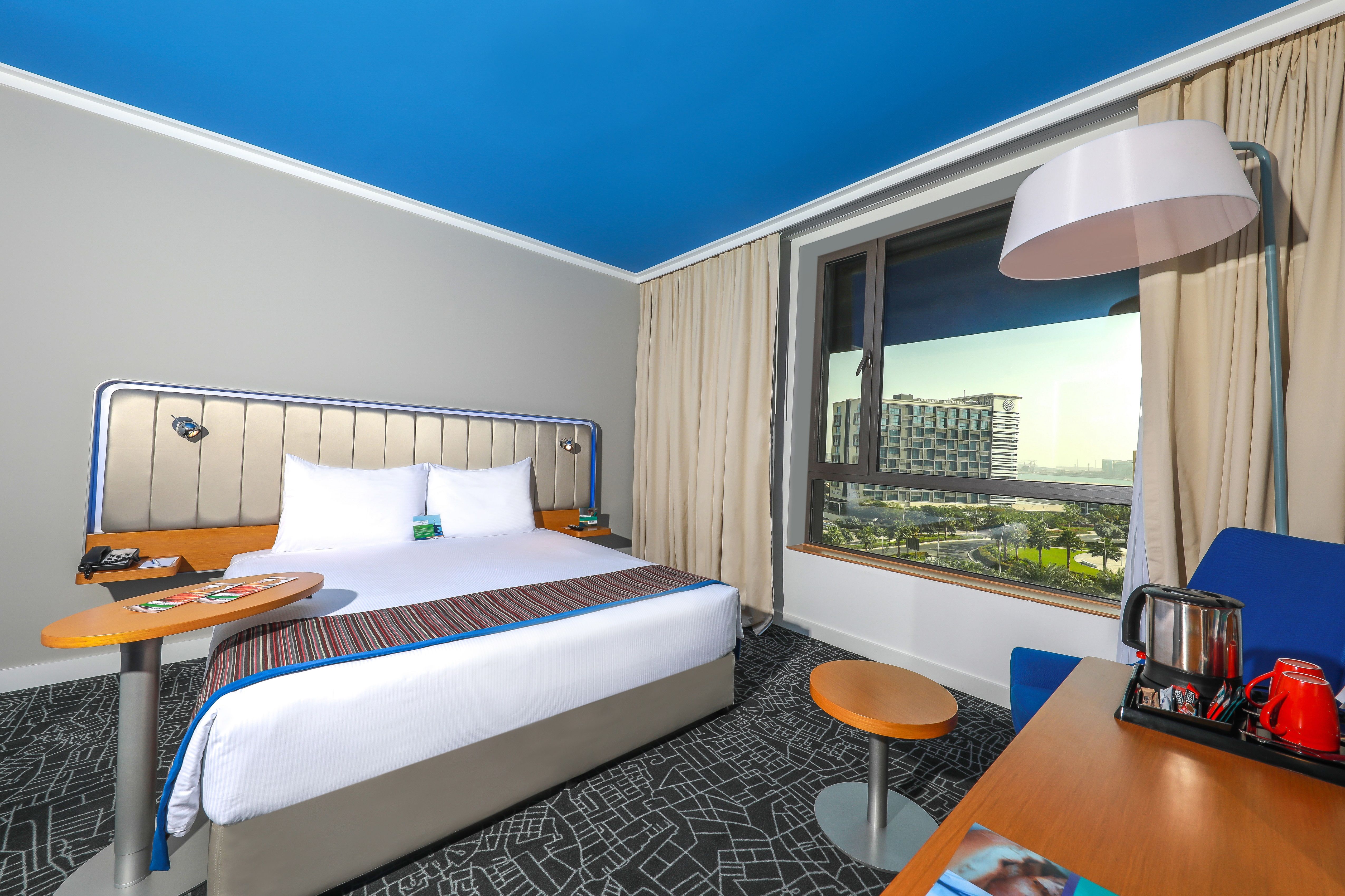 Standard Room Plaza View