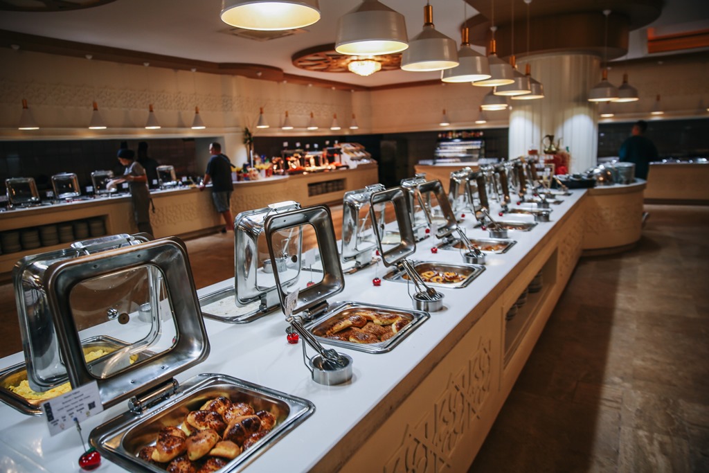 LANATA MODERN RESTAURANT