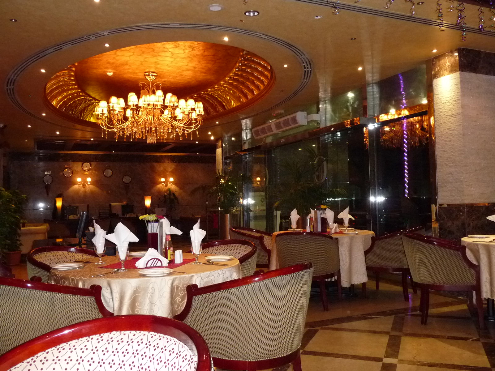 CRYSTAL RESTAURANT