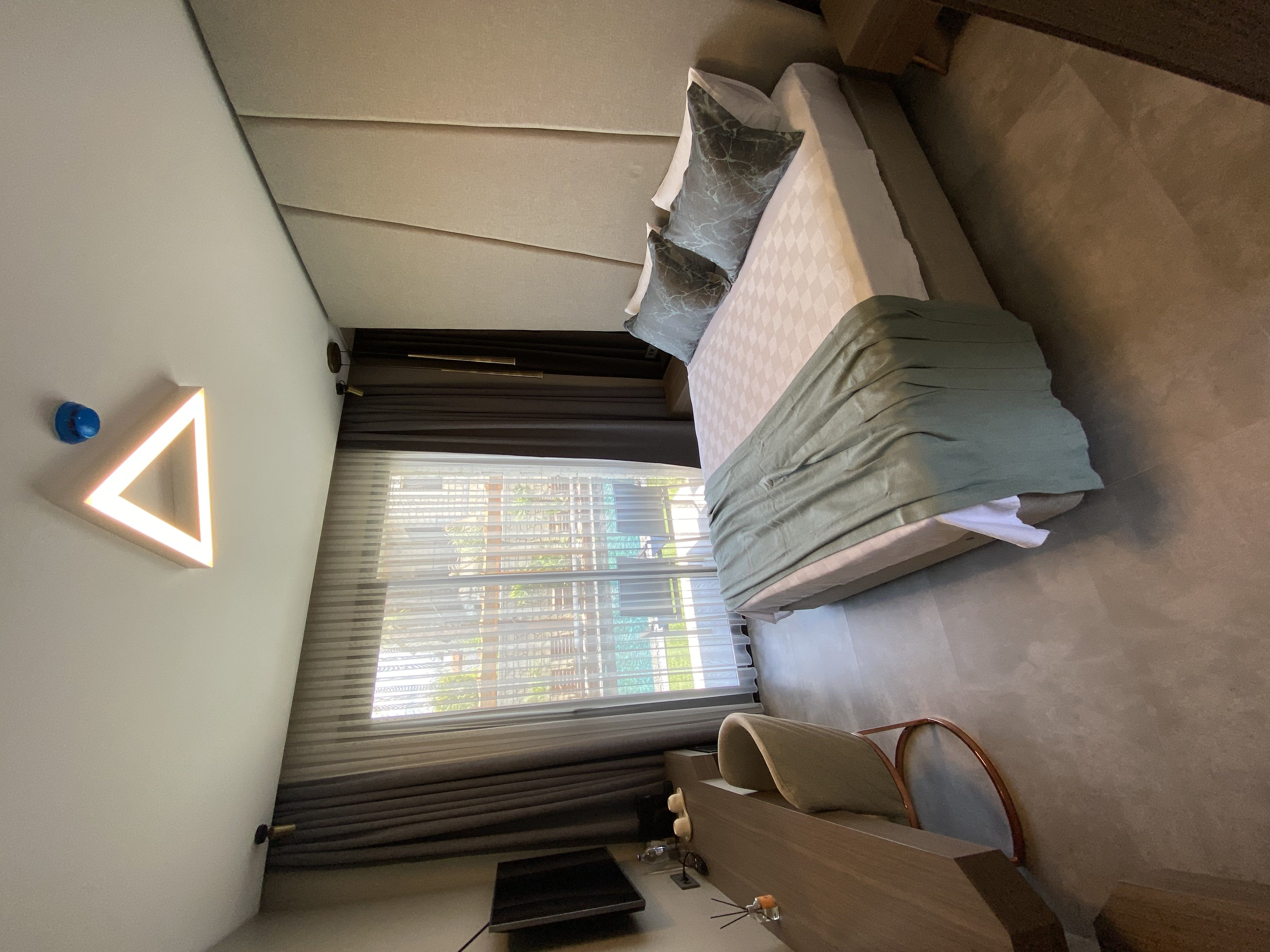 EXECULSİVE ROOM