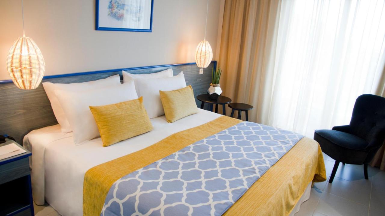 DOUBLE ROOM SINGLE USE