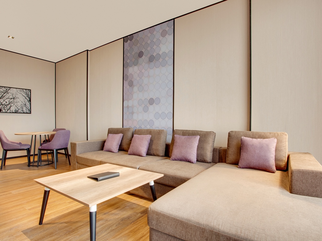 One Bedroom Suite