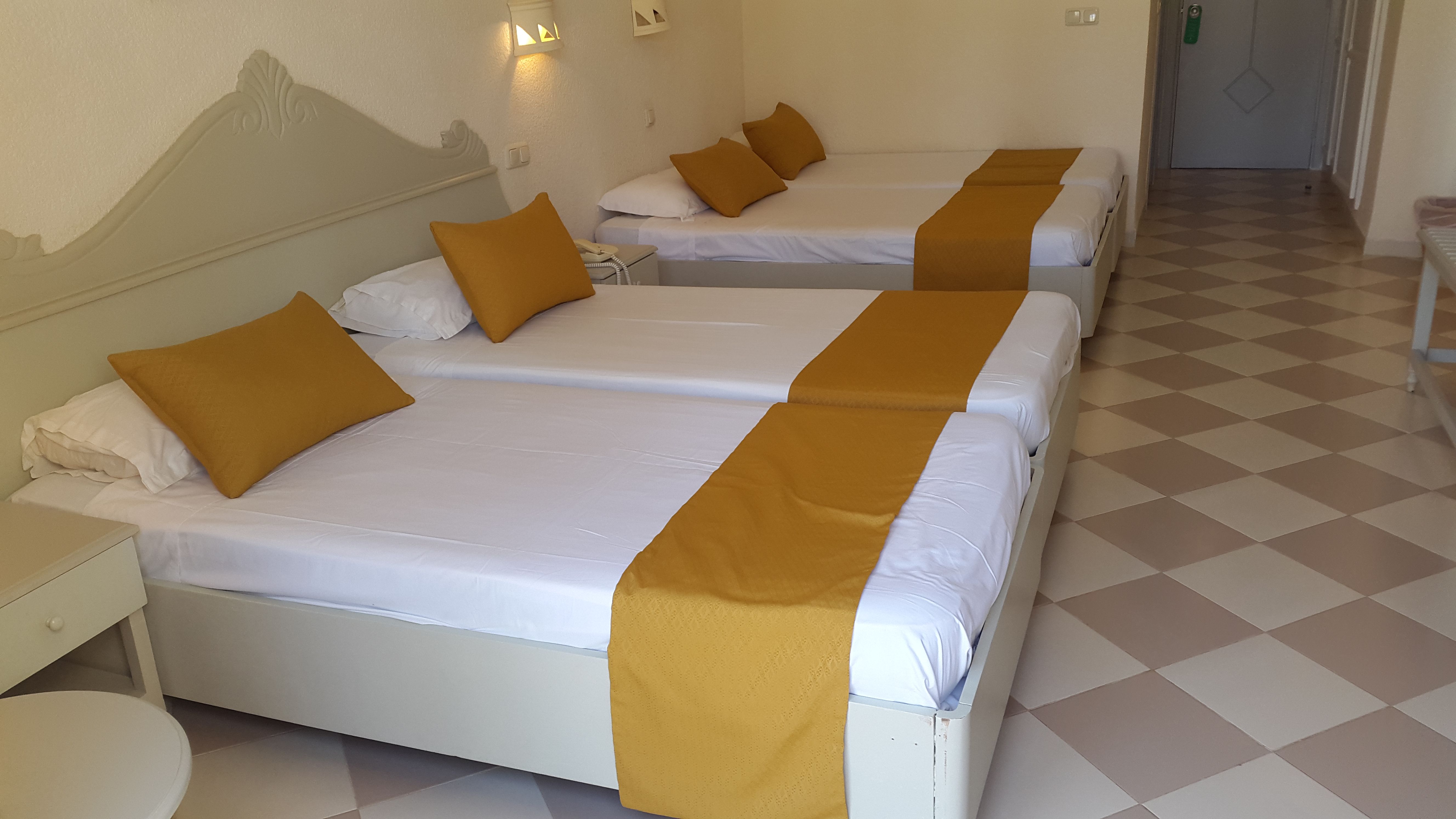 Room Quad