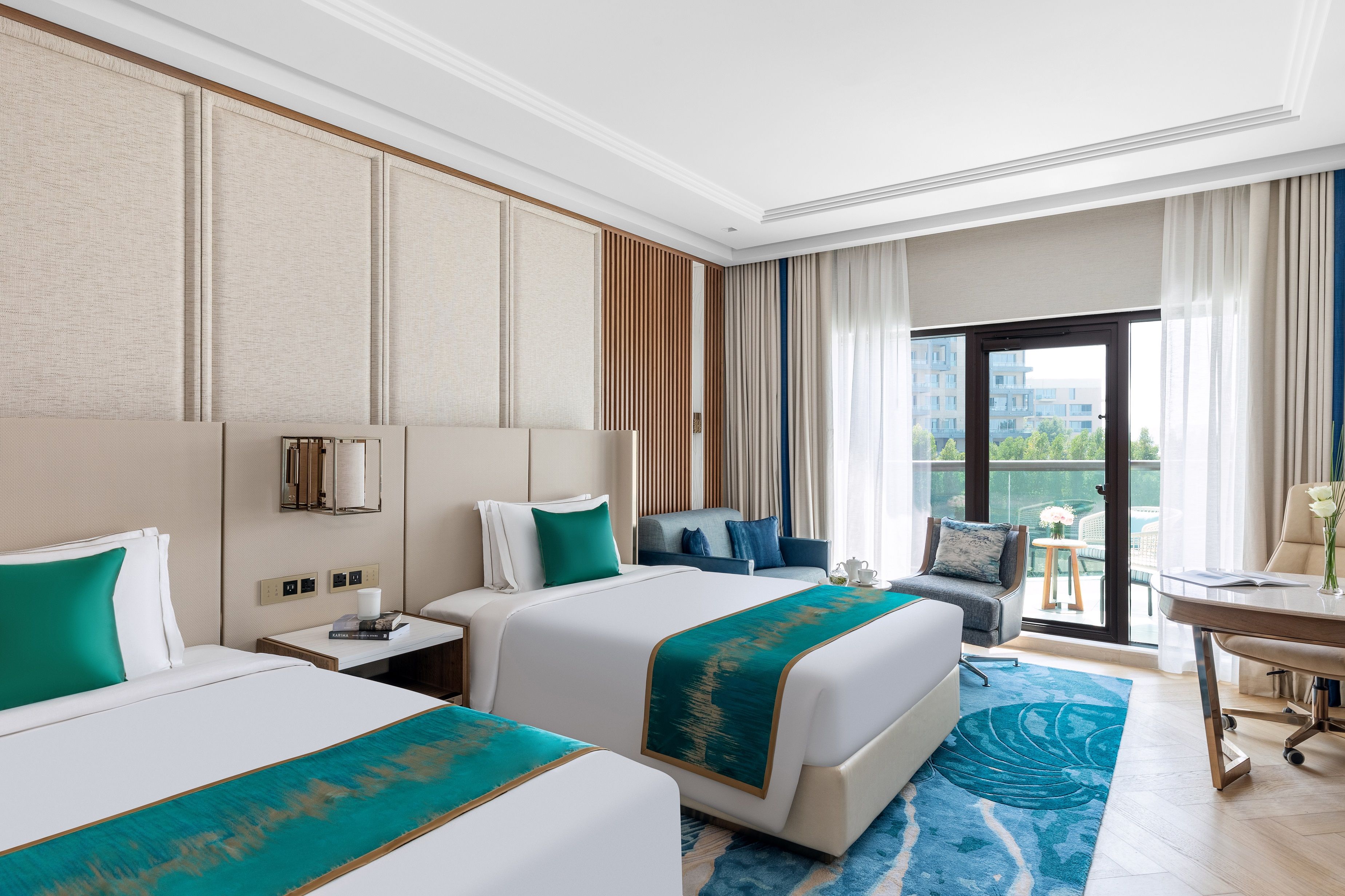 LUXURY ROOM