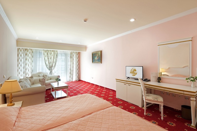 Planeta Superior Room 1.jpg