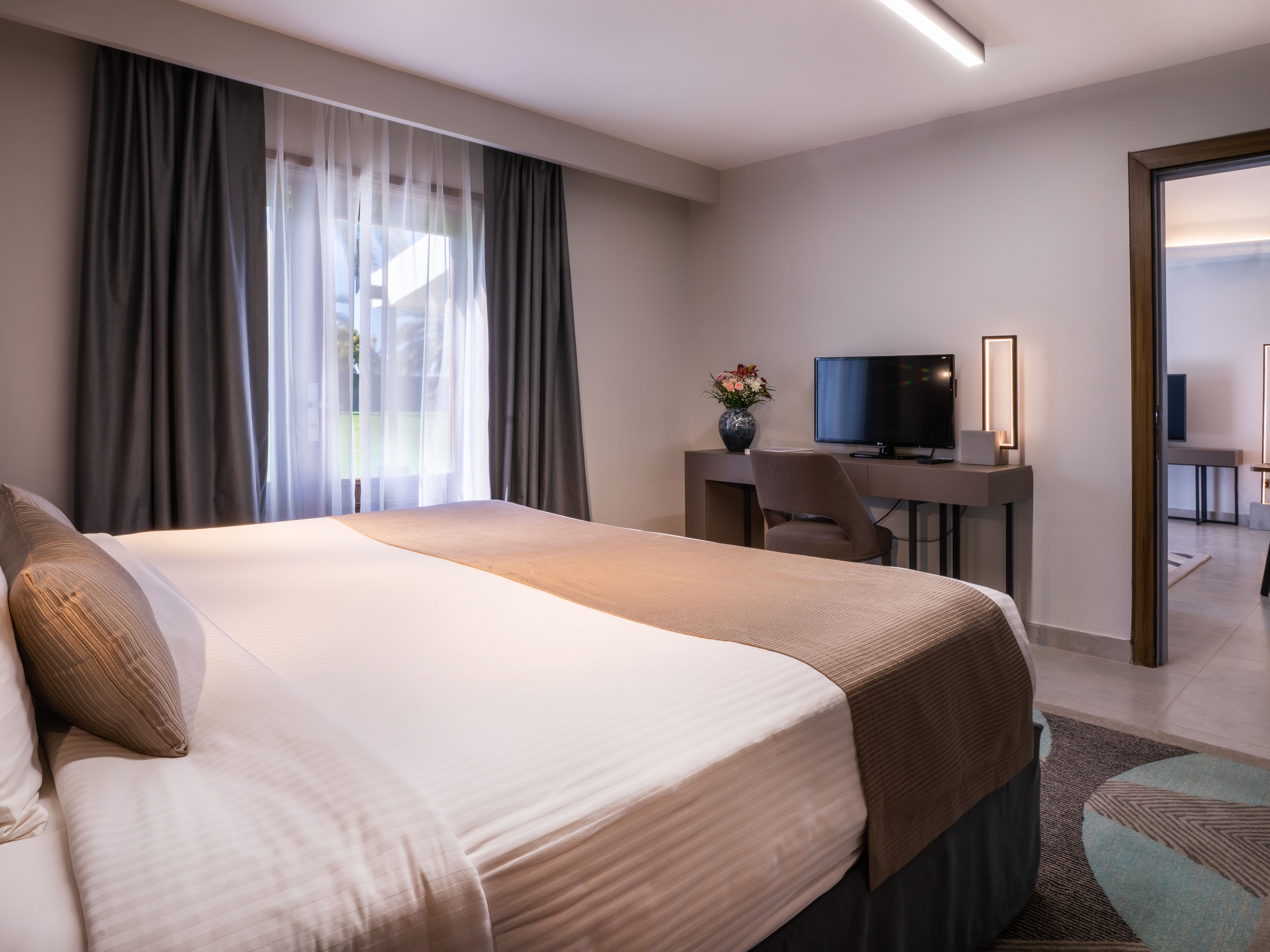 MASTER SUITE