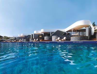 yachting_villa_waterfront16.jpg