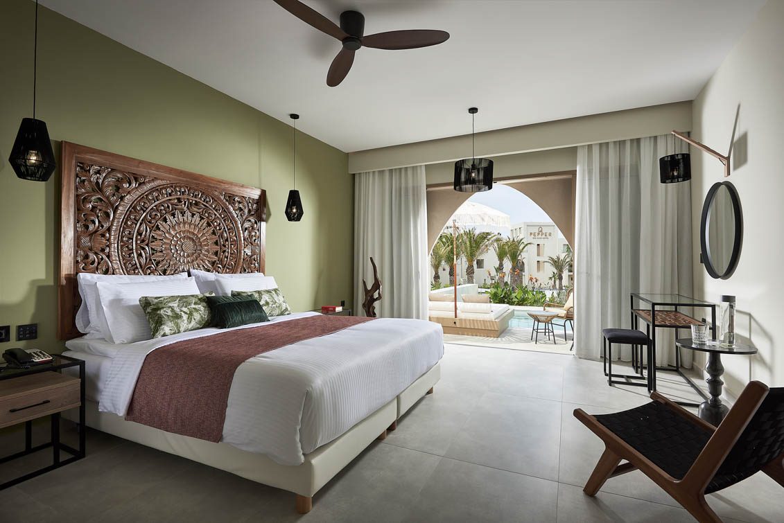 SUPERIOR JUNIOR SUITE PRIVATE POOL