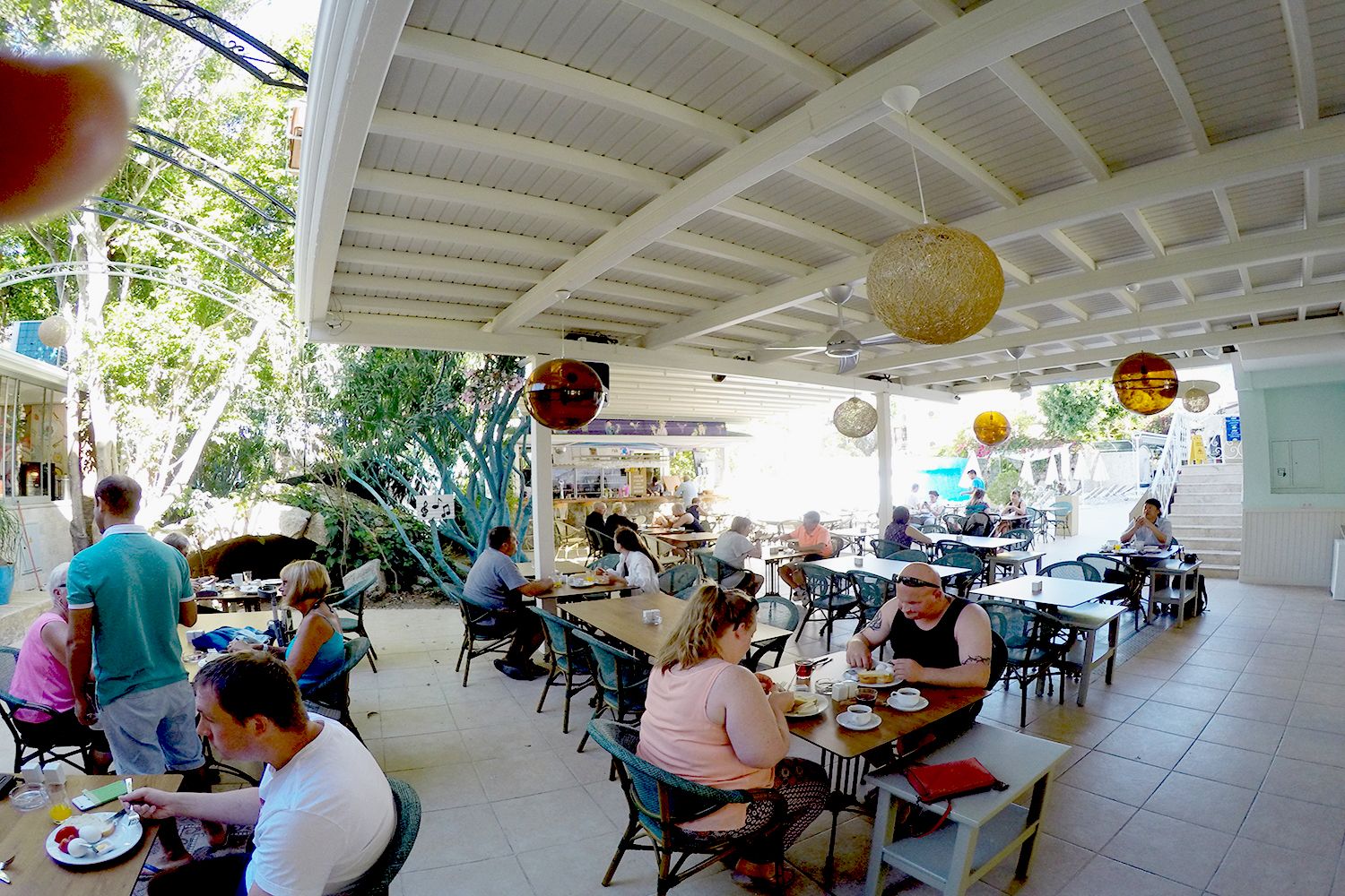 TONOZ RESTAURANT
