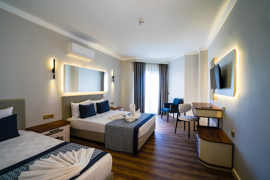 STANDARD ROOM 