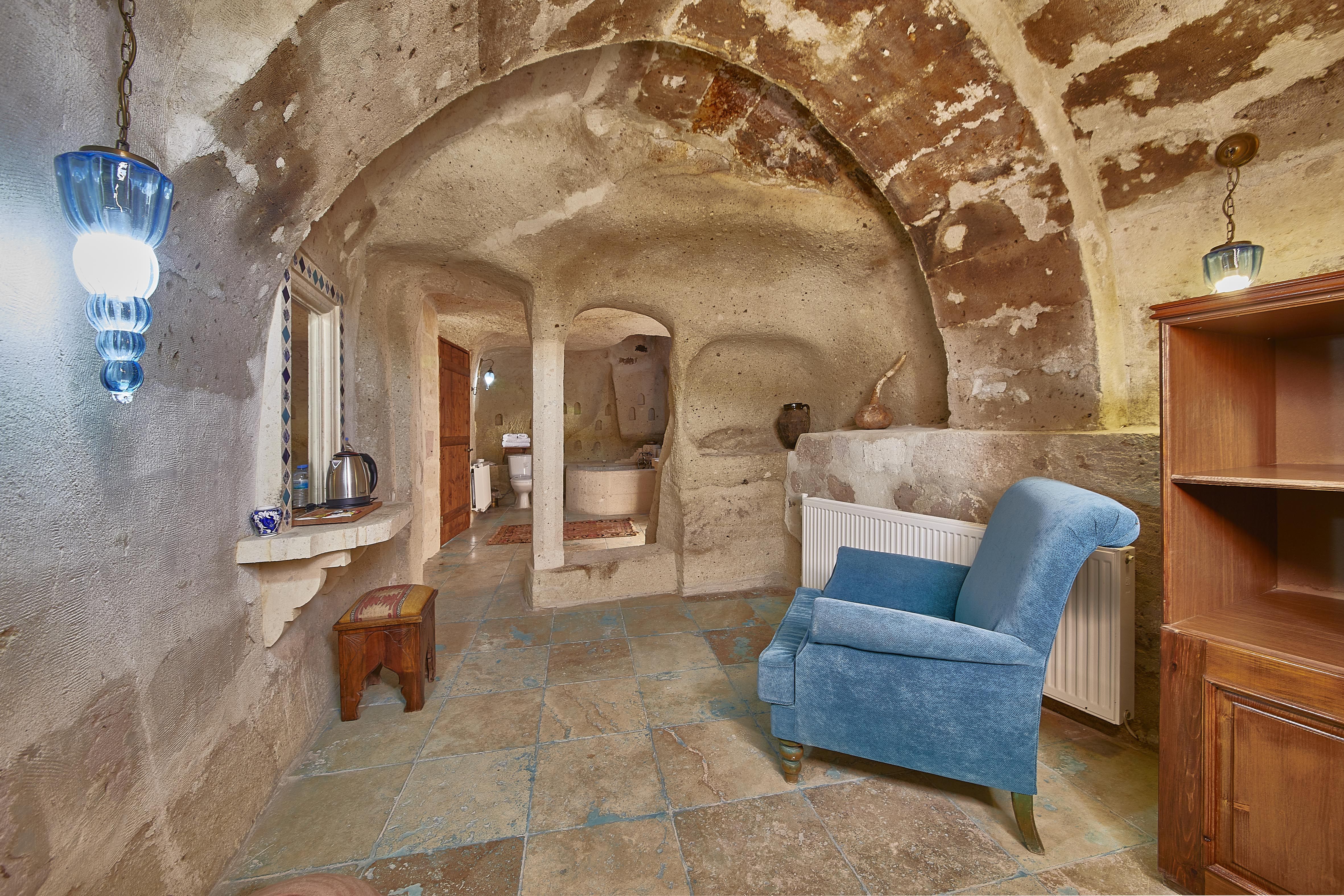 KING SUITE ROOM