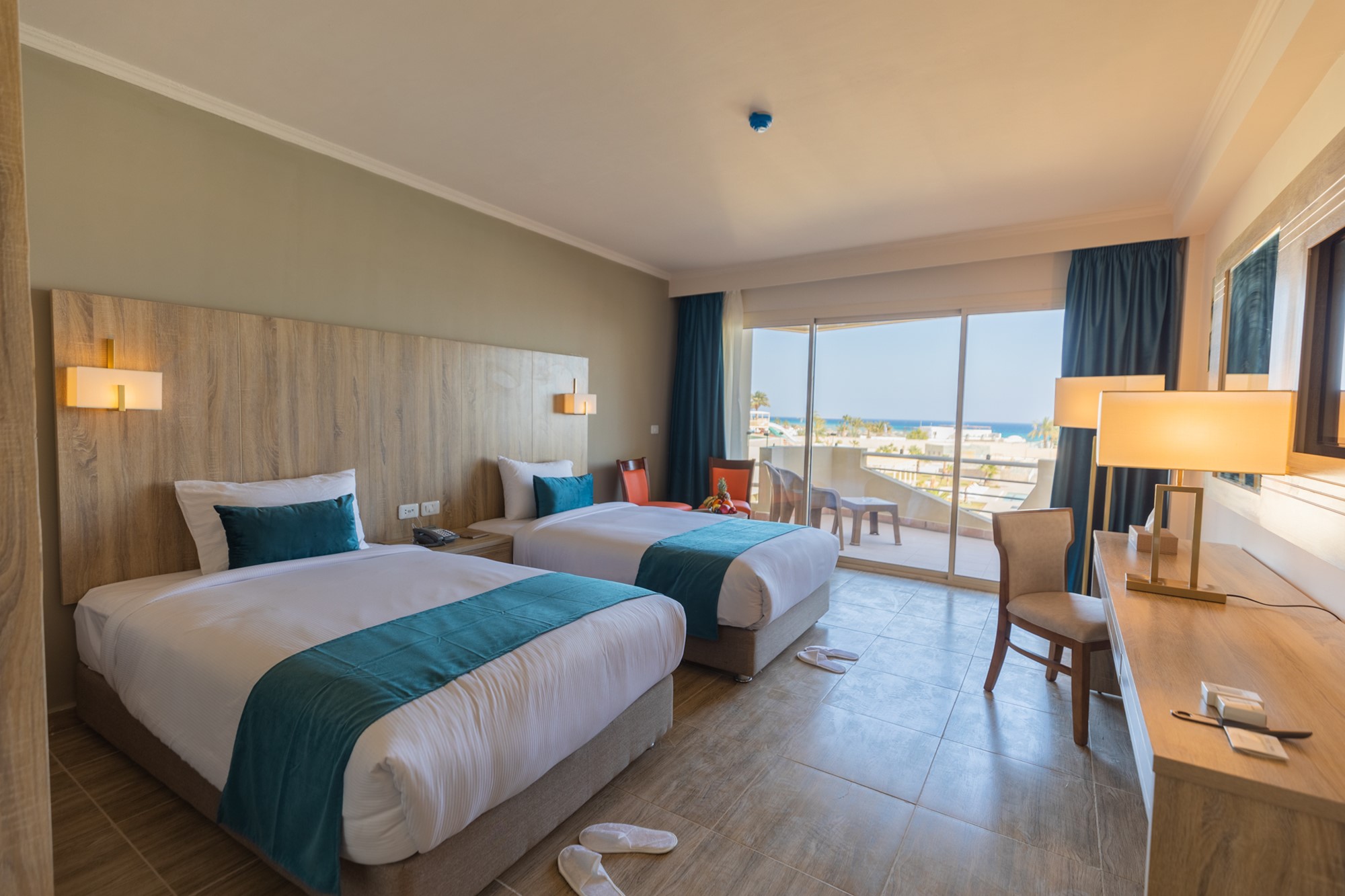 DELUXE ROOM SEA VIEW                     