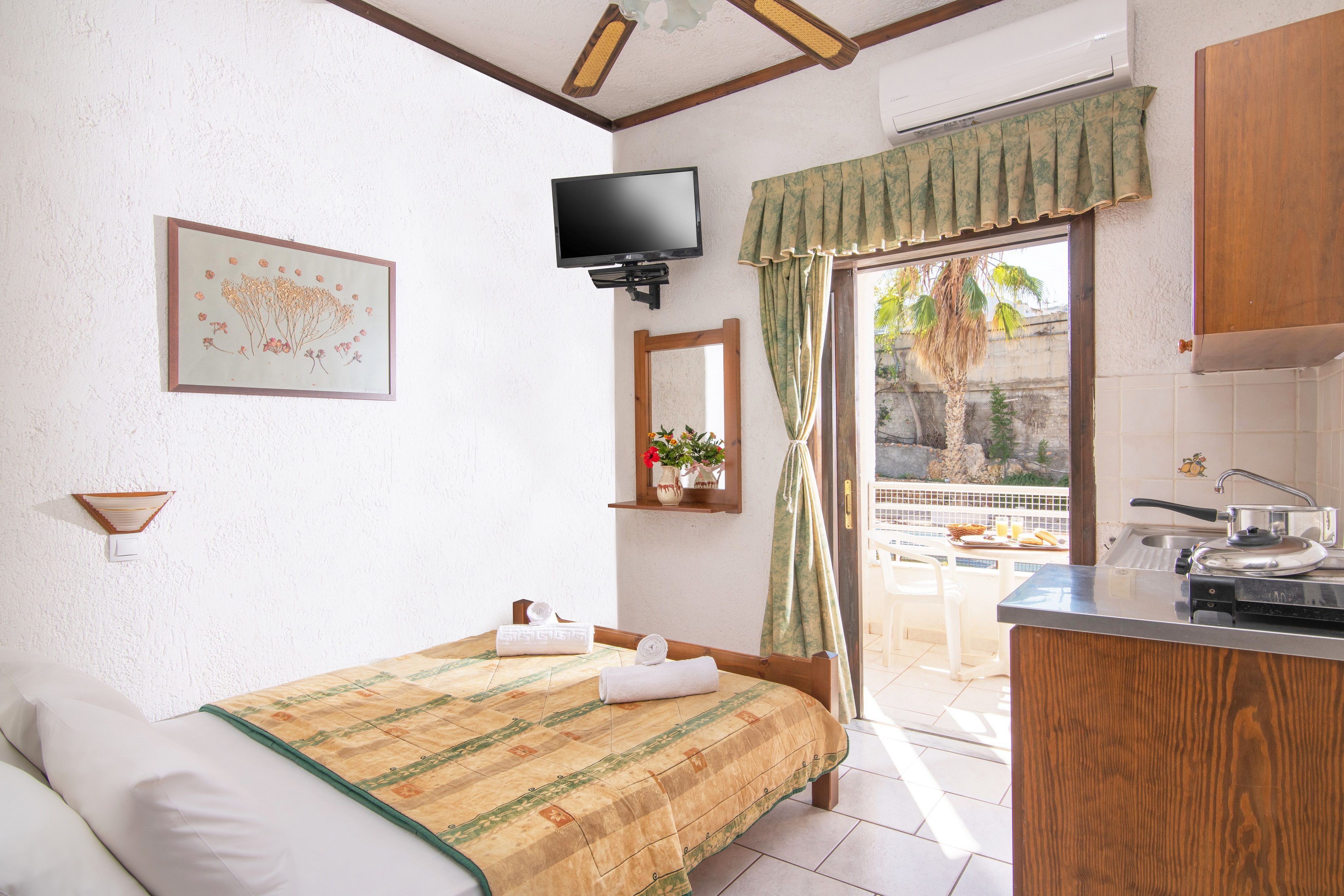 2- bed Studio