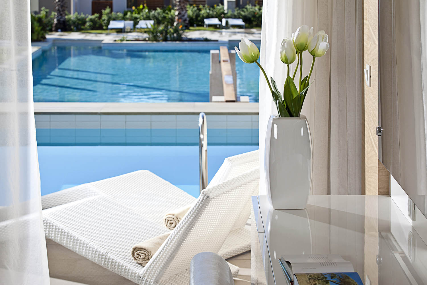 DELUXE ROOM PRIVATE POOL