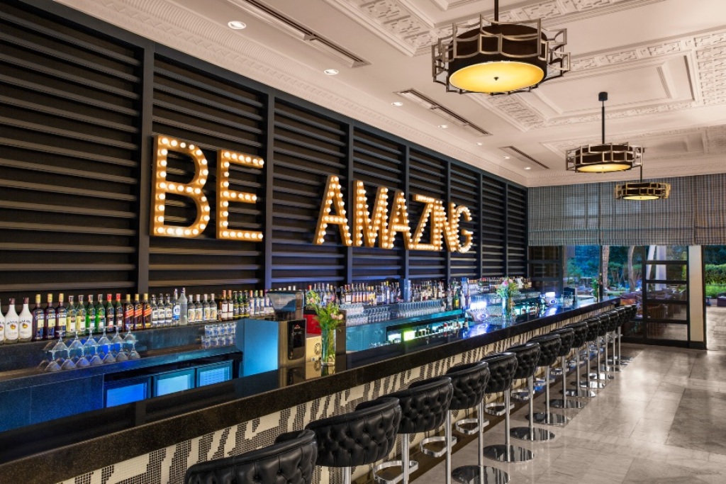 PIANO BAR 