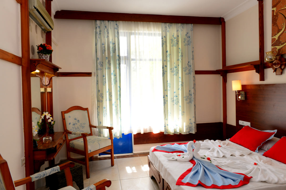 STANDARD ROOM