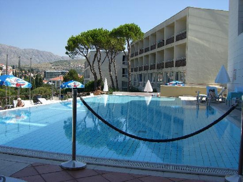 croatia-hotel-uvala-dubrovnik-piscina-ext.jpg
