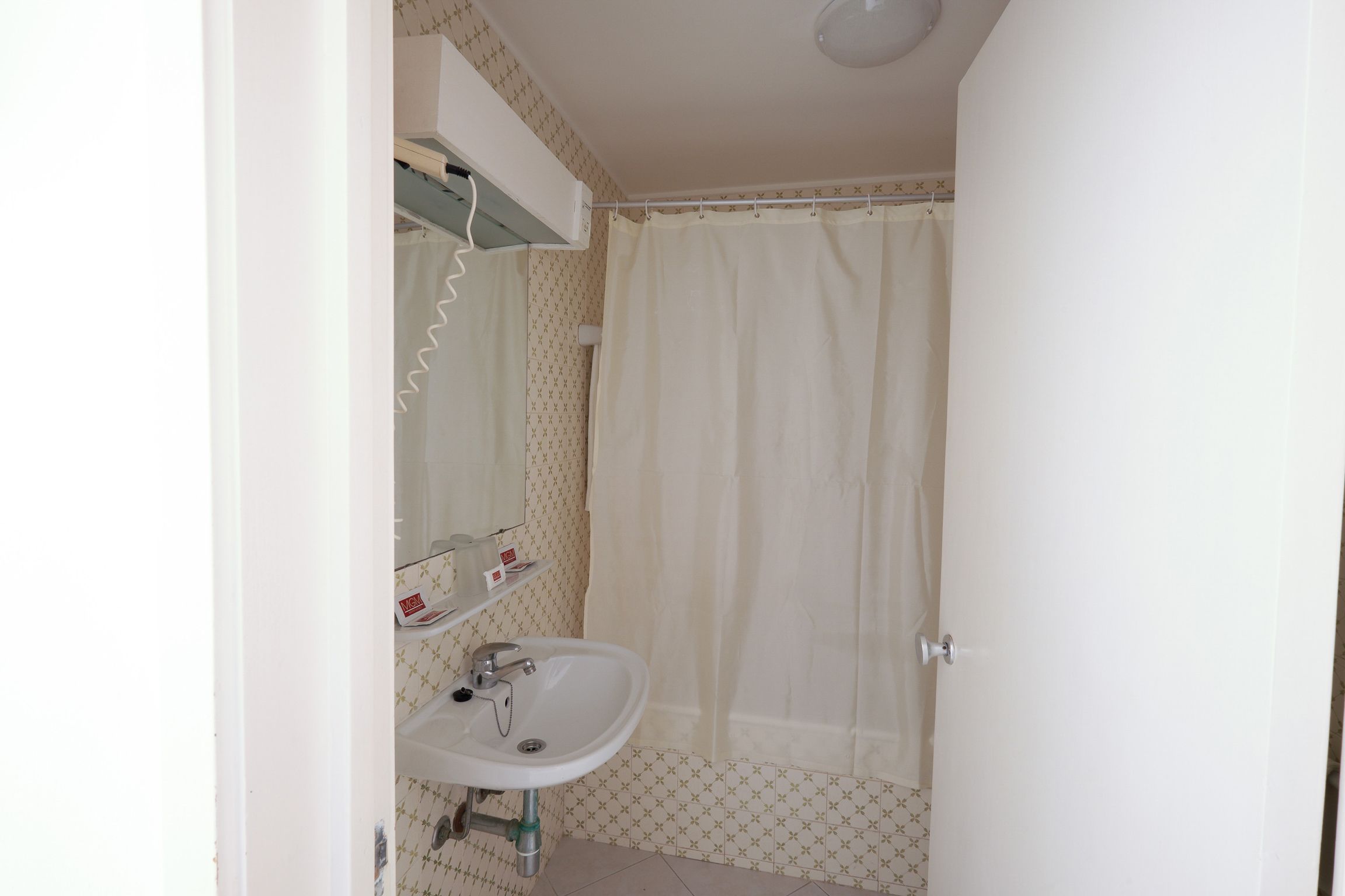 SUPERIOR ROOM TERRACE GARDEN VIEW TWIN BEDS
