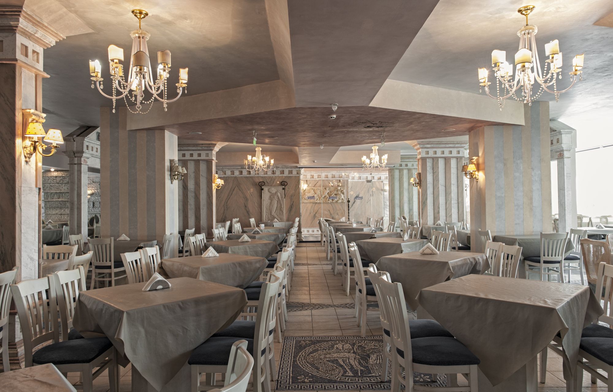 Main Restaurant Chaika