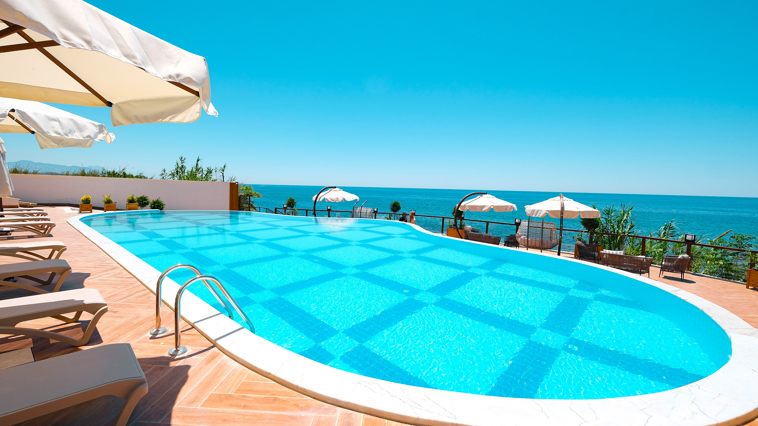 Piscina deschisă