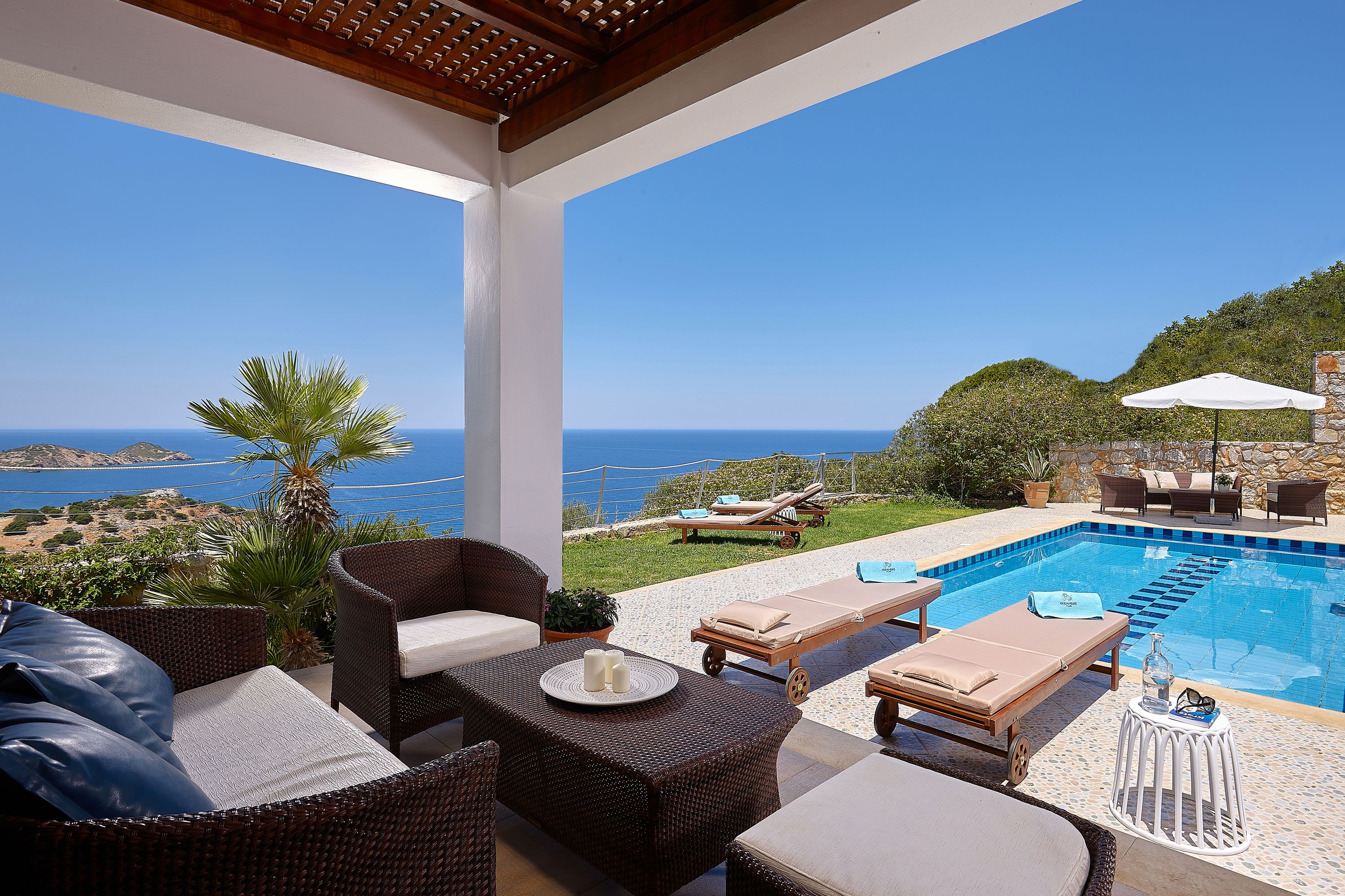 OKEANIDES LUXURY VILLAS