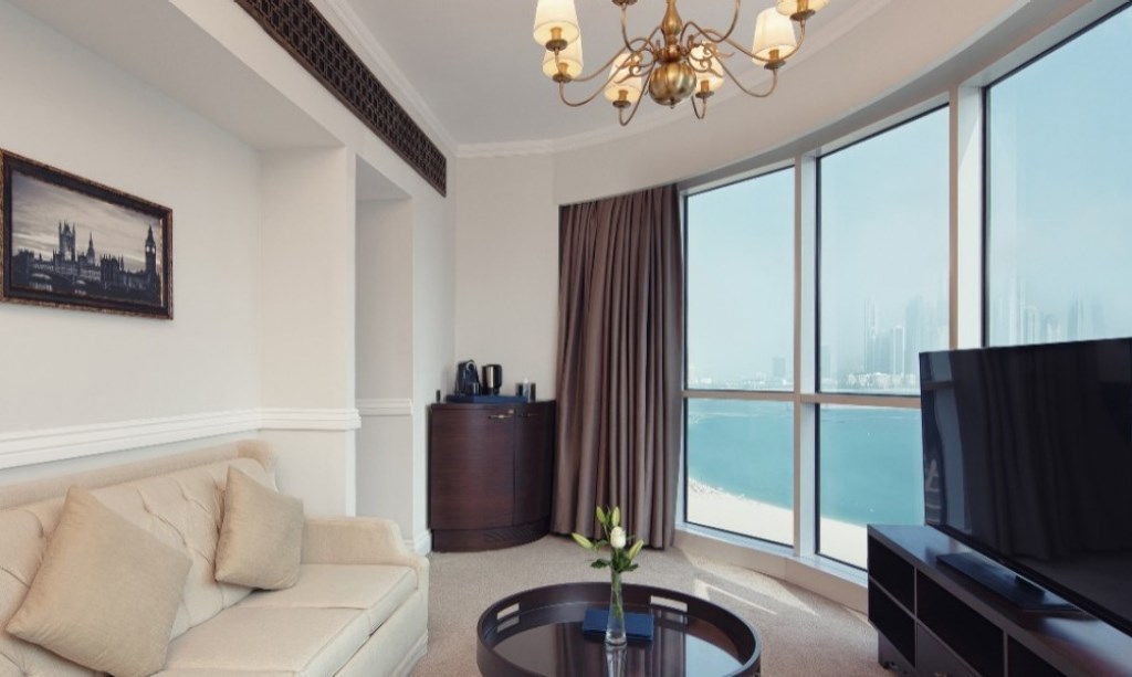 Deluxe Suite City View or Partial Sea View
