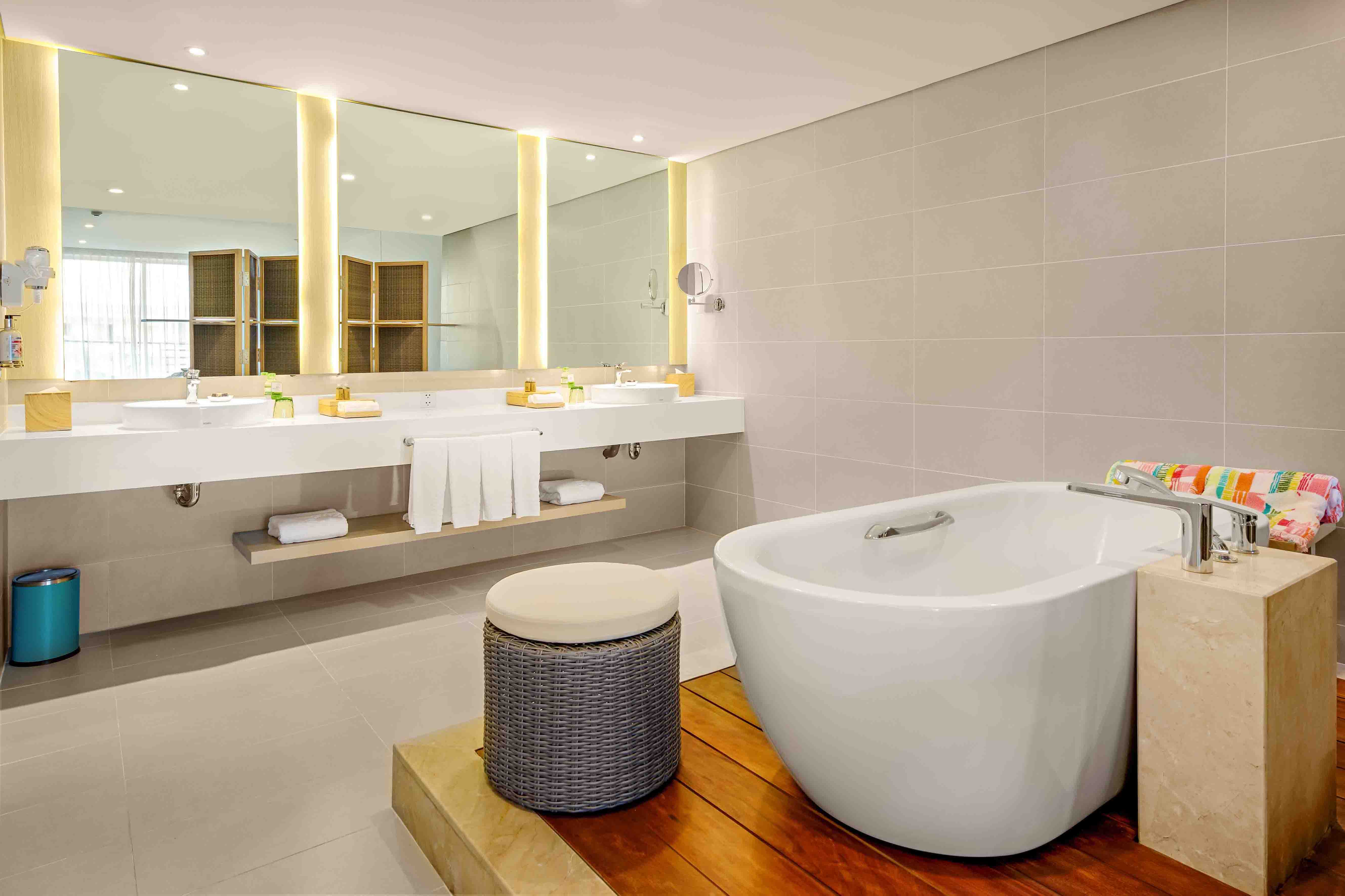 XTRA SOL SUITE