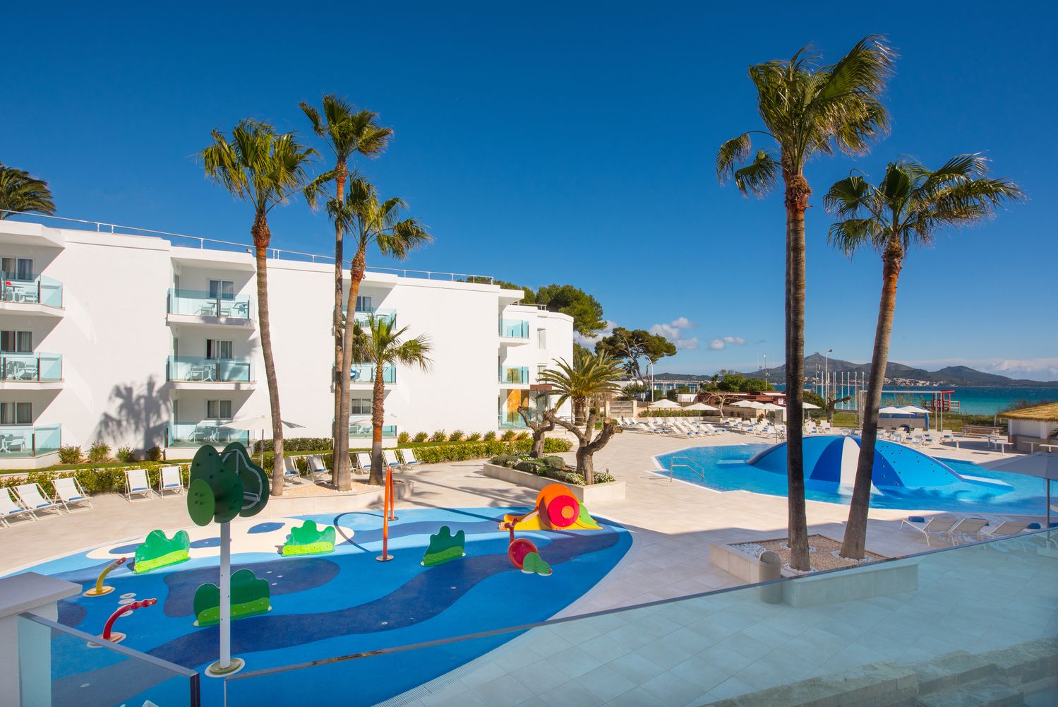 DOUBLE SIDE SEA VIEW TERRACE