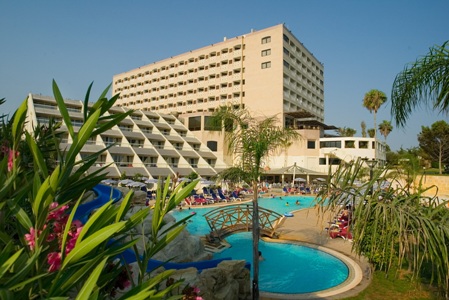 cipru_limassol_hotel_st_raphael_resort_1.jpg