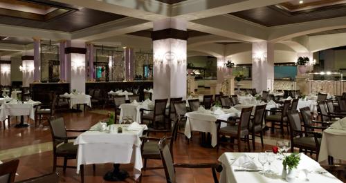 Hotel Rixos Premium restaurant.JPG