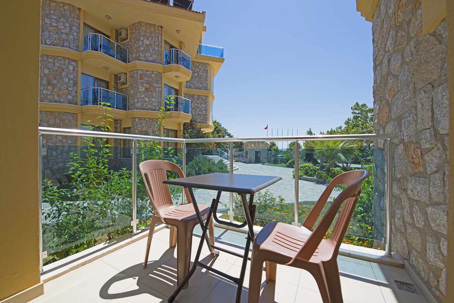 STANDARD ROOM LAND VIEW WITH BALCONY