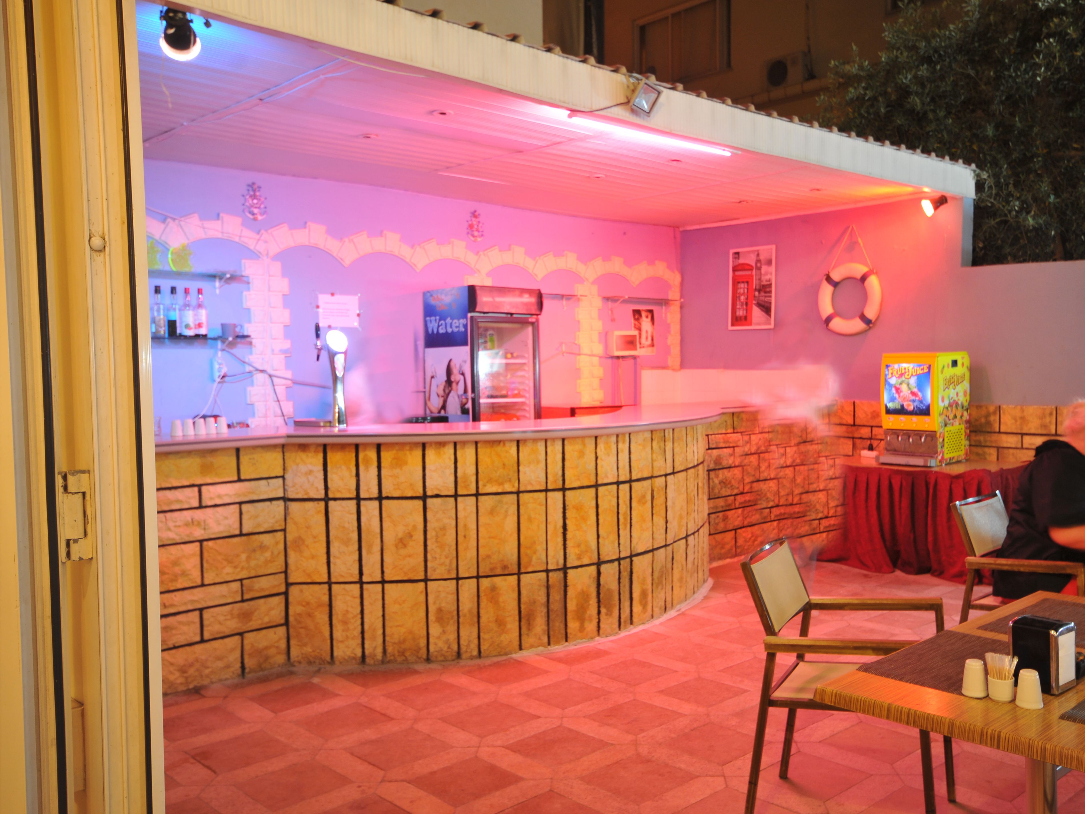 SUNMARIS BAR