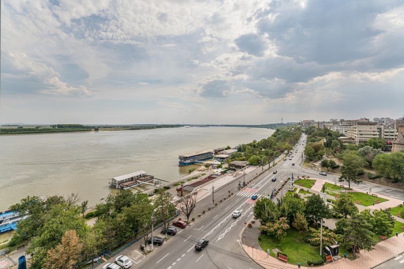 Business Superior Balcony Danube View