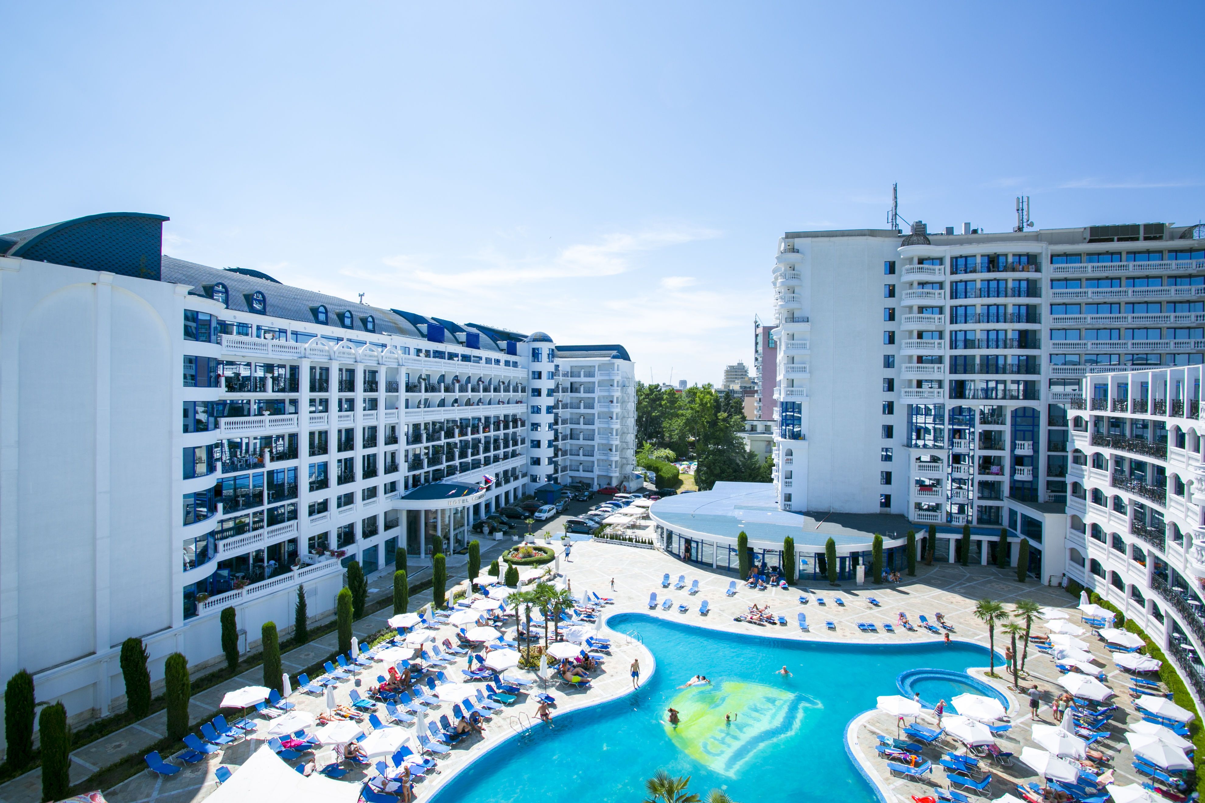 Piscina deschisă
