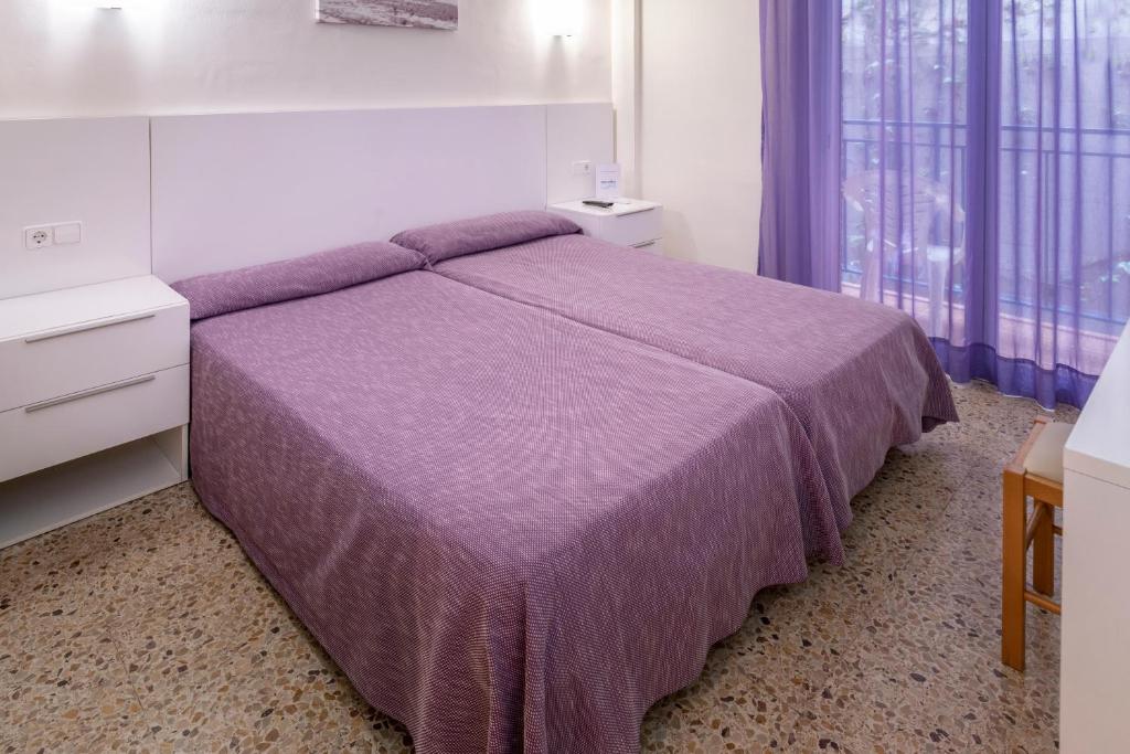 DOUBLE STANDARD ROOM