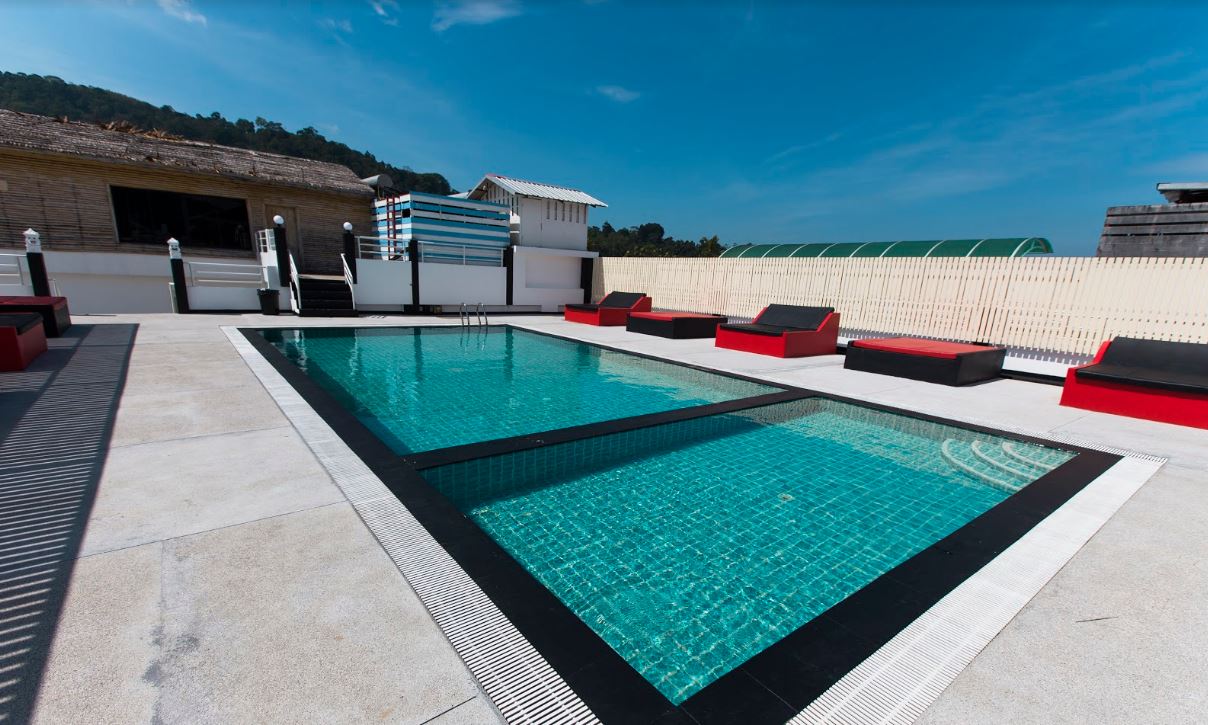Piscina deschisă