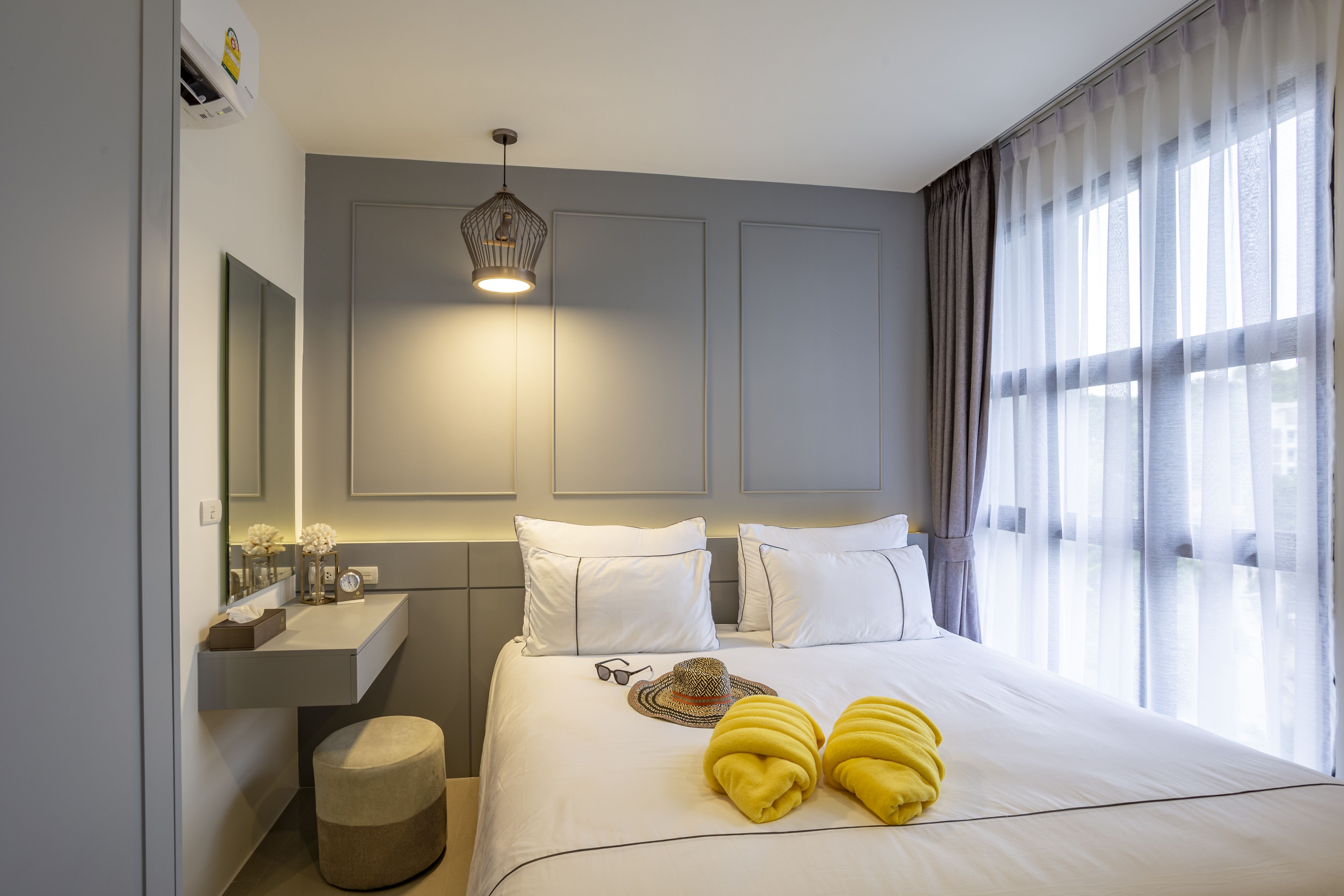 ONE BEDROOM SUITE